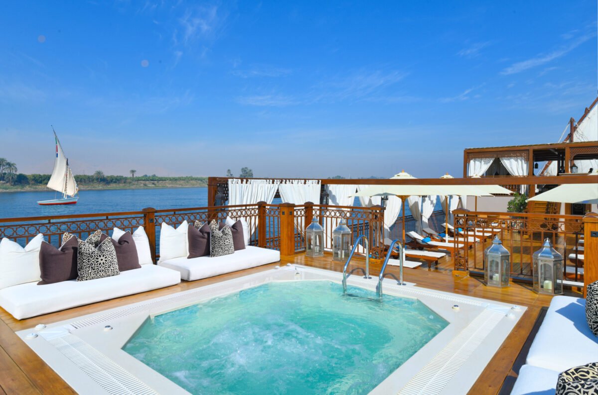 Upper sun deck scaled