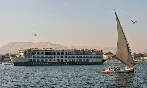 luxury dahabiya nile cruise