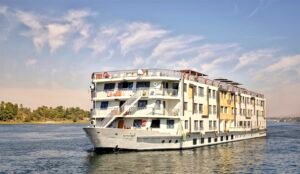 Which luxury cruises on the Nile River offer all modern comforts?