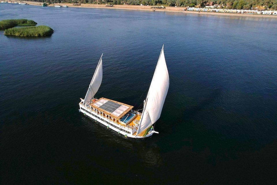 Dahabiya Nile cruises
