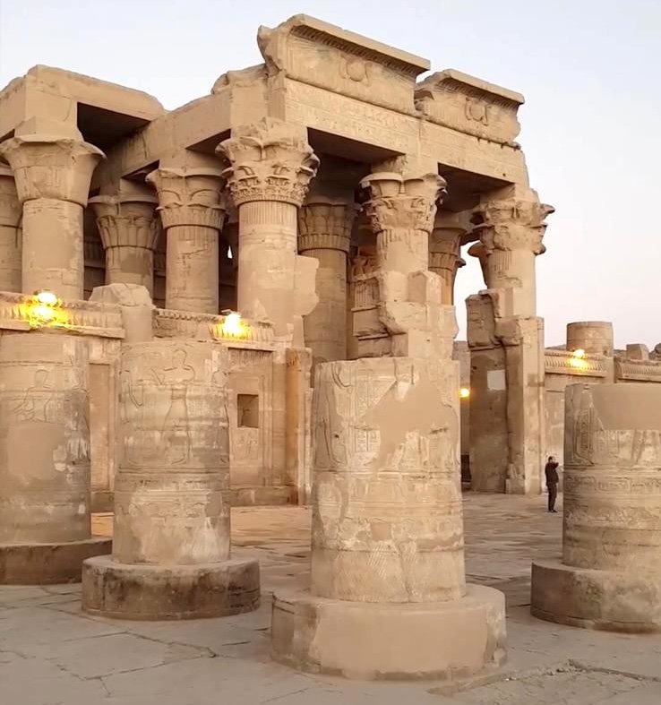 Kom Ombo temple Nile cruisen trip
