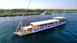 Travel guide for Dahabiya Nile cruise: Aswan to Luxor
