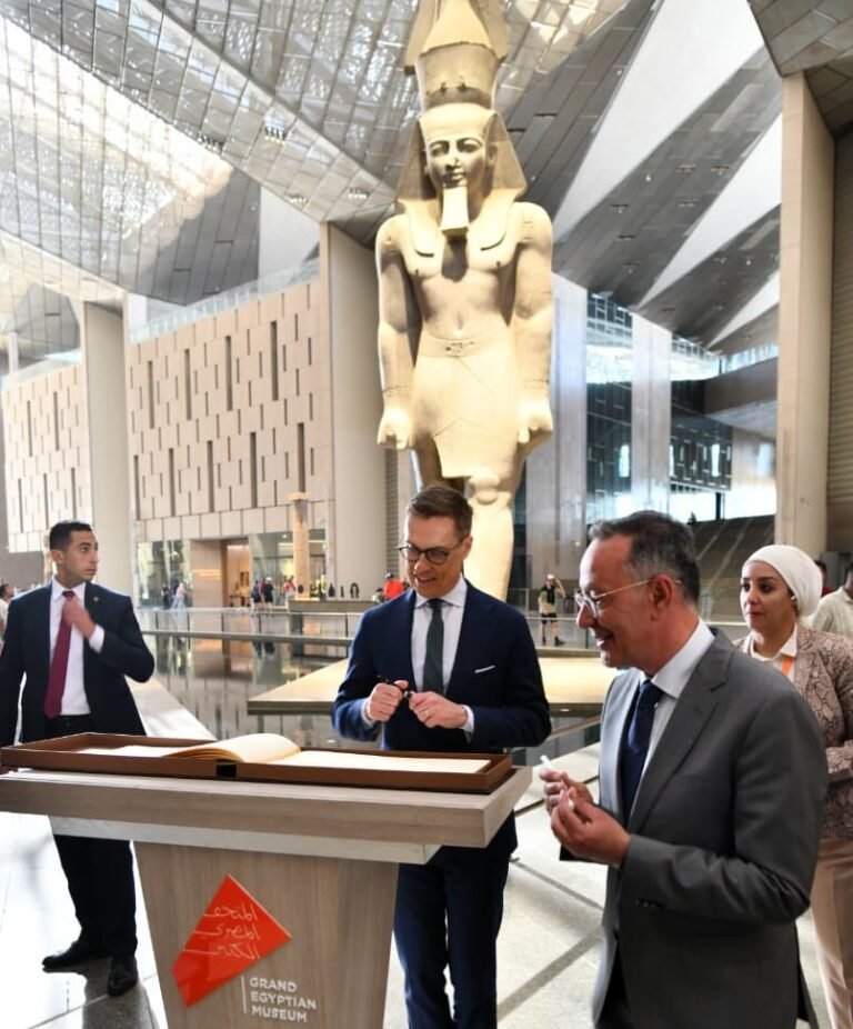Official visit for the Grand Egyptian Musuem in Cairo by Presidents and Kings