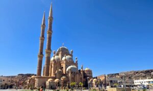 Sharm El-Sheikh Travel Guide 2026-2027: Best Places, Things to Do & Travel Tips