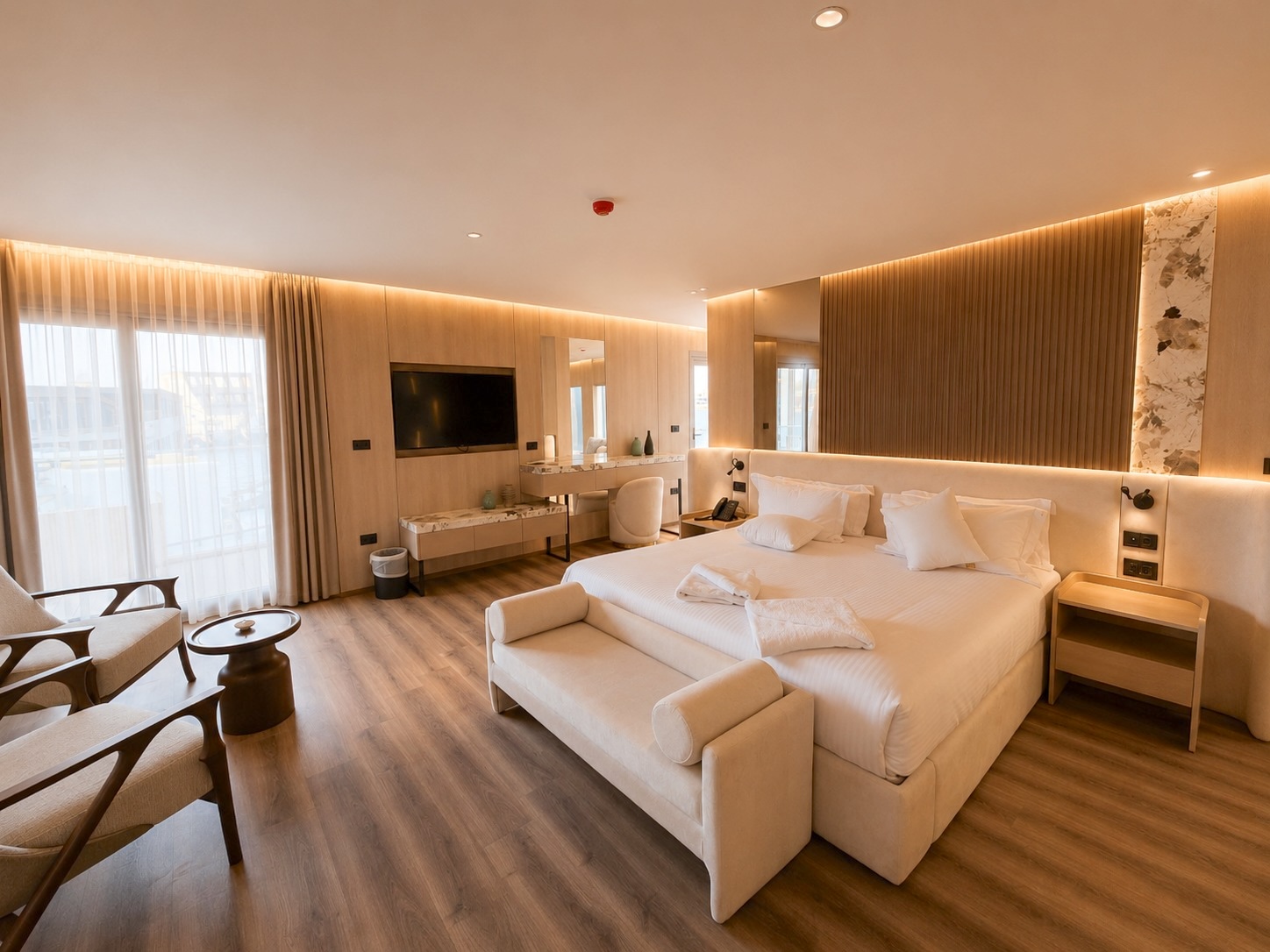 Rafaheya Dahabeya Suite with Large Bed | Nile Cruise Egypt