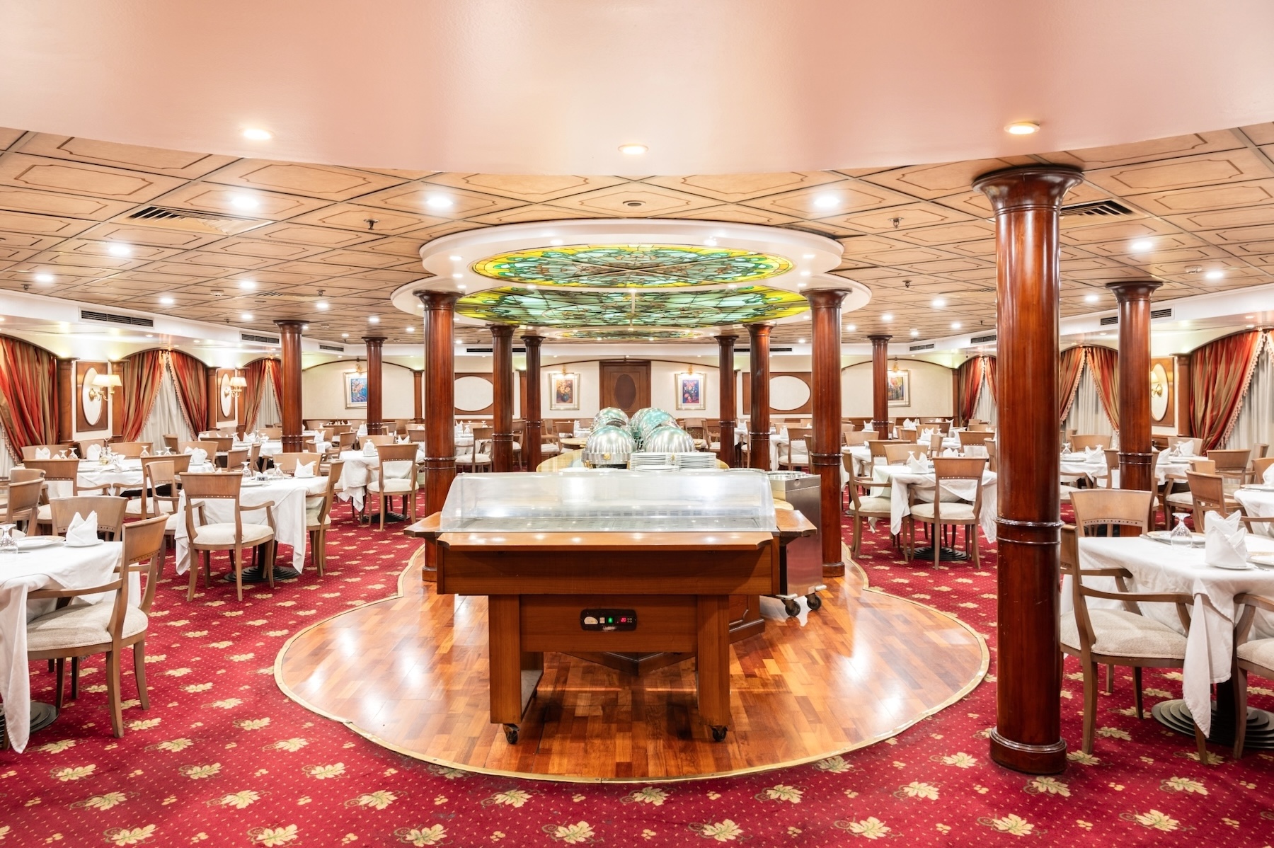 Restaurant aboard Royal Mandarin Nile Cruise, formerly Royal Princess, offering dining during a Nile cruise in Egypt